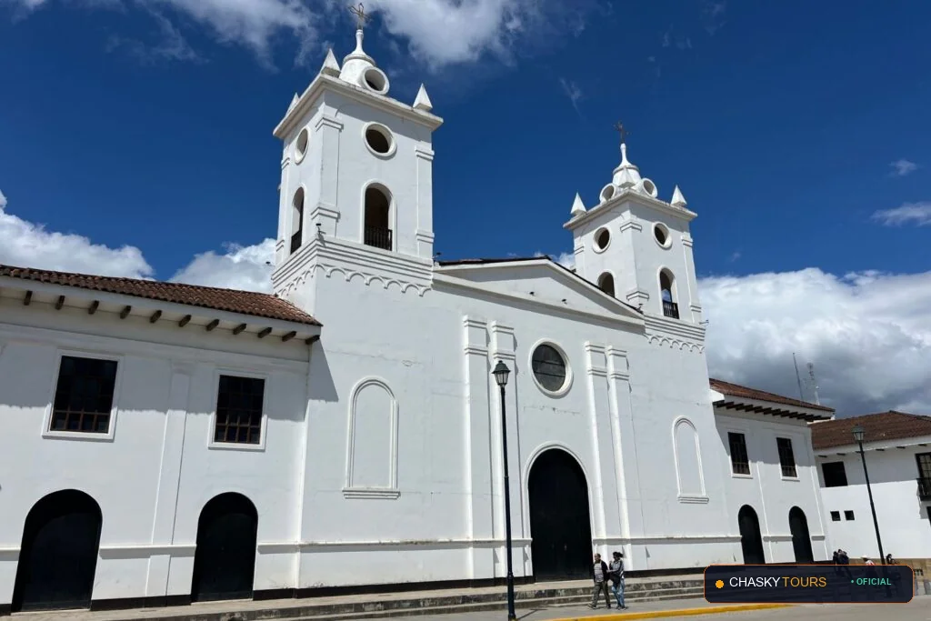 Plaza Mayor y Templo Matriz de Balsas foto 1