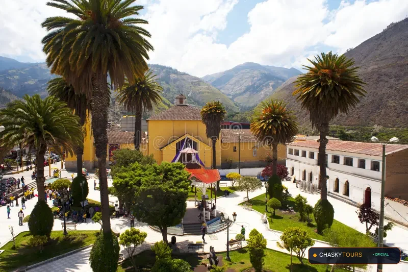 Plaza Mayor y Templo Matriz de Chacoche foto 1