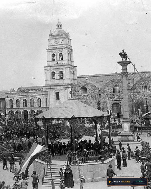 Plaza Mayor y Templo Matriz de Cocabamba foto 2